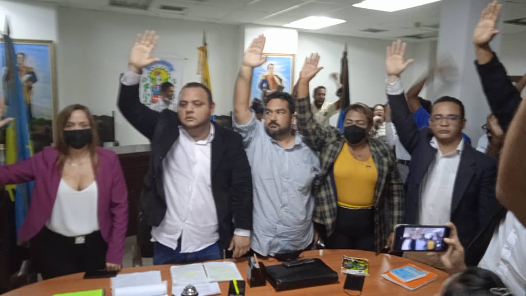 LuisAugustoVzla's tweet photo. Por iniciativa ciudadana  el  @concejolags  aprueba el inicio del procedimiento para el cambio de nombre de nuestra Ciudad, Parroquia y avenidas del Municipio. #SoyCiudadOjeda #CiudadOjeda #DerechodePalabra https://t.co/17VinNNDJN