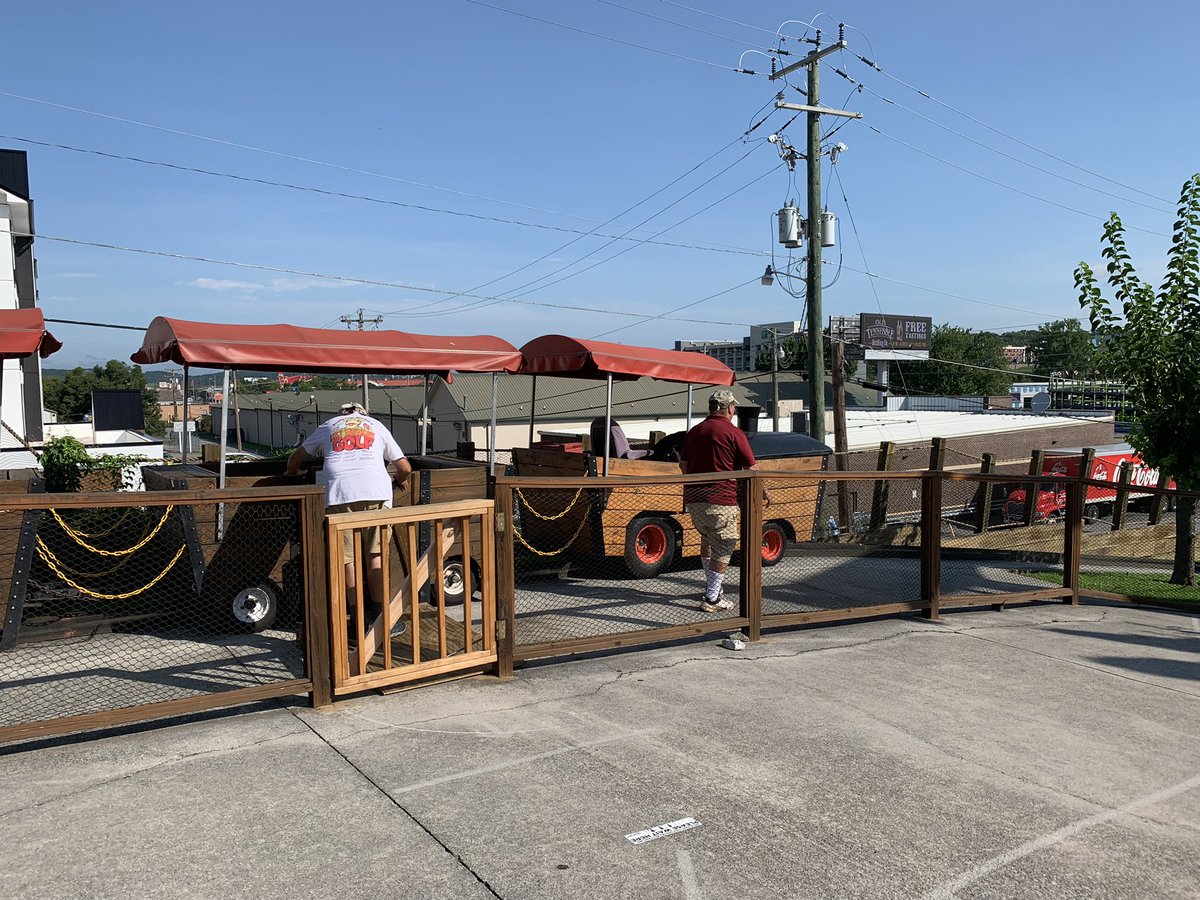 AccessMiniGolf's tweet image. It was fun to ride the train up &amp;amp; play @ProfessorHacker Lost Treasure mini golf (Pigeon Forge, TN) today. Lots of challenging holes &amp;amp; all 18 holes were wheelchair accessible. @POchnikowski &amp;amp; @AllSportsNut combined had 1 ace! #MiniGolf #AccessMiniGolf ♿️⛳️