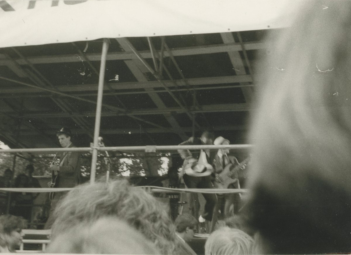 #TheSpecials at #Rotterdam New Pop 9/1979 <a href="/photos/">@photos</a> bit.ly/3d1Pyr5 #SpecialAKA <a href="/RhodaDakar/">Rhoda Dakar</a> <a href="/SkamanD14/">Skaman D</a> <a href="/BSkansoul/">Bangor skaNsoul Cymru/Wales 🏴󠁧󠁢󠁷󠁬󠁳󠁿</a> <a href="/MadDaily2/">Madness Daily</a> <a href="/BadMannersTour/">Bad Manners Official</a> <a href="/TheSelecter/">The Selecter(2-Tone)</a> <a href="/EnglishBeat/">The English Beat</a> <a href="/FatOldAnarchist/">Fat Old Anarchist</a> <a href="/MusicSkinhead/">Skinhead Music</a> <a href="/skinheadsounds/">Skinhead Sounds</a> <a href="/twotonefanatics/">Two Tone Fanatics</a>