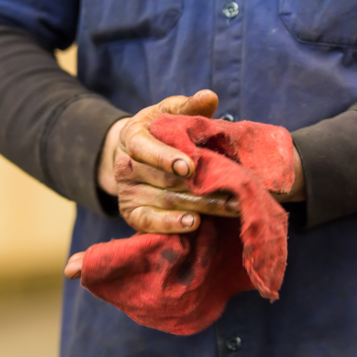 SOG_Tint's tweet photo. The typical car has as many as 30,000 individual parts, but it only takes two expert hands to keep them in great shape. Thanks for trusting ours, Feasterville. #AutoRepair https://t.co/v0h3aF6cI6