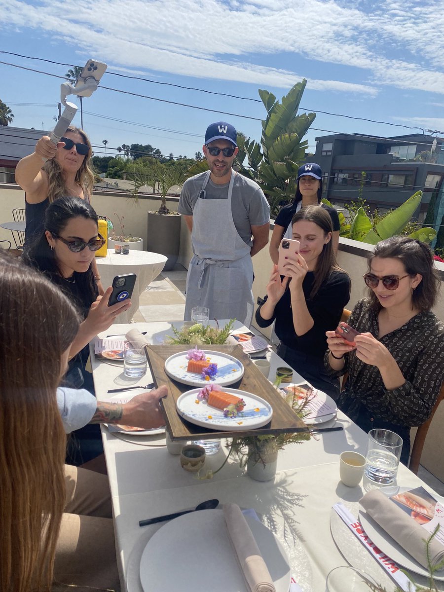 laurbmiller's tweet photo. baby’s first cell-grown salmon 🍣 thank you ⁦@wildtypefoods⁩ for the amazing nigiri, sushi and poke ft. the purest fish any of us has ever eaten. &amp; time for more events on the new ⁦@plusvc⁩ rooftop! https://t.co/Qx64ukqGLN