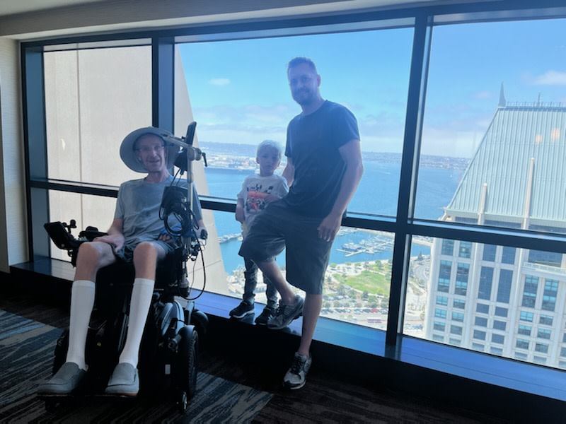 PaintforaCure's tweet photo. Soaking up some views with my son and brother-in-law at the top of the Hyatt Hotel in San Diego! ๐ #hangingwiththeboys
.
.
#Family #SanDiego #Views #ALSChallenges #ALSNewsToday #ALSAwareness #PaintForACure #PFAC #ALSresearch #Research #TakeAction #IAmALS #LouGehrigs https://t.co/SNdvKwpwa6