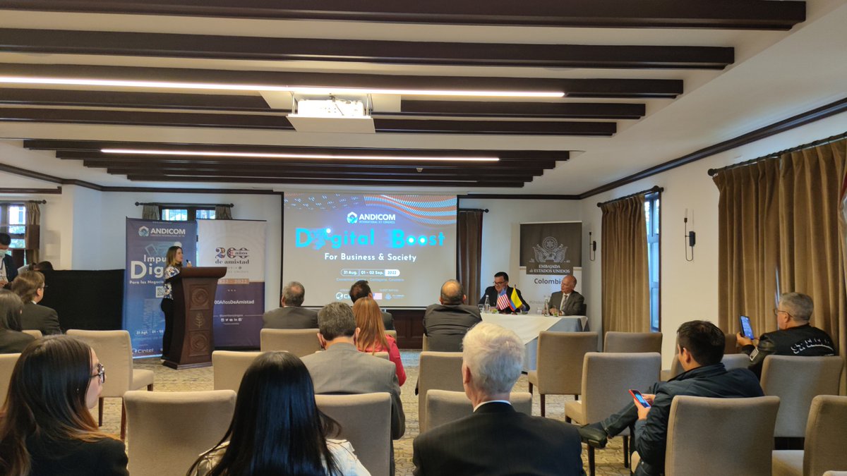 technoymas's tweet image. Lanzamiento oficial de la agenda académica #ANDICOM2022 con la representación del país invitado, en cabeza de Francisco Palmieri, Embajador ( E) de Estados Unidos en Colombia. @ANDICOM @USEmbassyBogota