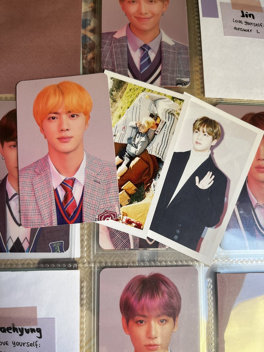 chimlalis's tweet photo. feedback positivo pra hellen @hellenthalita3 por ter me vendido esse jin, muito obgg ele veio super rápido e bem embalado 💗💗 obgg por me ajudar na minha coleção https://t.co/p99ixuvD28