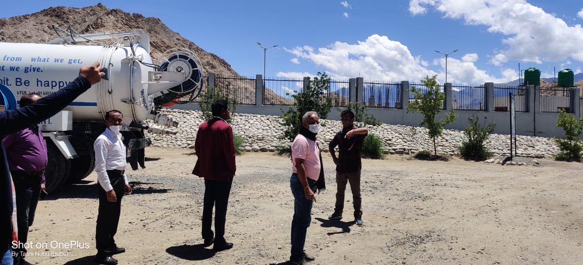 BlueWaterCompa1's tweet photo. Today a team of ULB officials  and elected body representatives from state of Tripura visited Faecal Sludge Treatment Plant at Leh. 

#fssm 
#SwachhBharat 

@MCL_leh https://t.co/zcANZPSumt