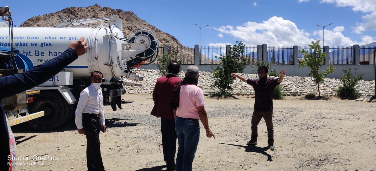 BlueWaterCompa1's tweet photo. Today a team of ULB officials  and elected body representatives from state of Tripura visited Faecal Sludge Treatment Plant at Leh. 

#fssm 
#SwachhBharat 

@MCL_leh https://t.co/zcANZPSumt