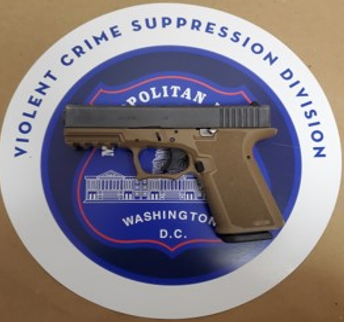 DCPoliceDept's tweet photo. In the last week, #DCPolice officers removed 66 illegal firearms from the streets of #DC and out of the hands of criminals.
#FirearmsFlashback https://t.co/ZlRDy9We4d