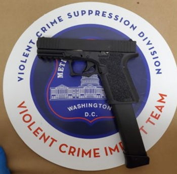 DCPoliceDept's tweet photo. In the last week, #DCPolice officers removed 66 illegal firearms from the streets of #DC and out of the hands of criminals.
#FirearmsFlashback https://t.co/ZlRDy9We4d