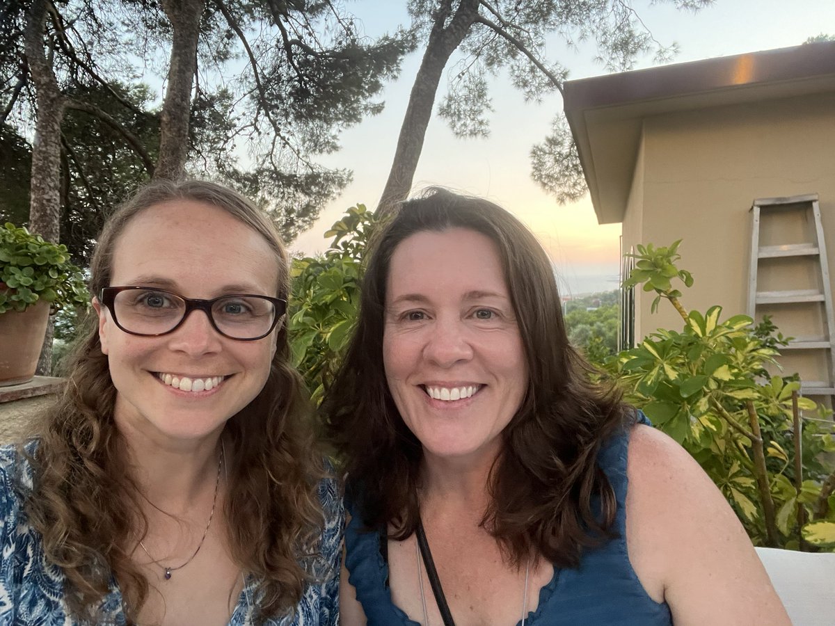 MadeleineOudin's tweet photo. Starstruck from meeting @TracyDixonSalaz - the OG rare science mom who researched her own daughter’s neurological disease. Eager to follow in your footsteps… #GRCepilepsy https://t.co/HpERmPXm7h