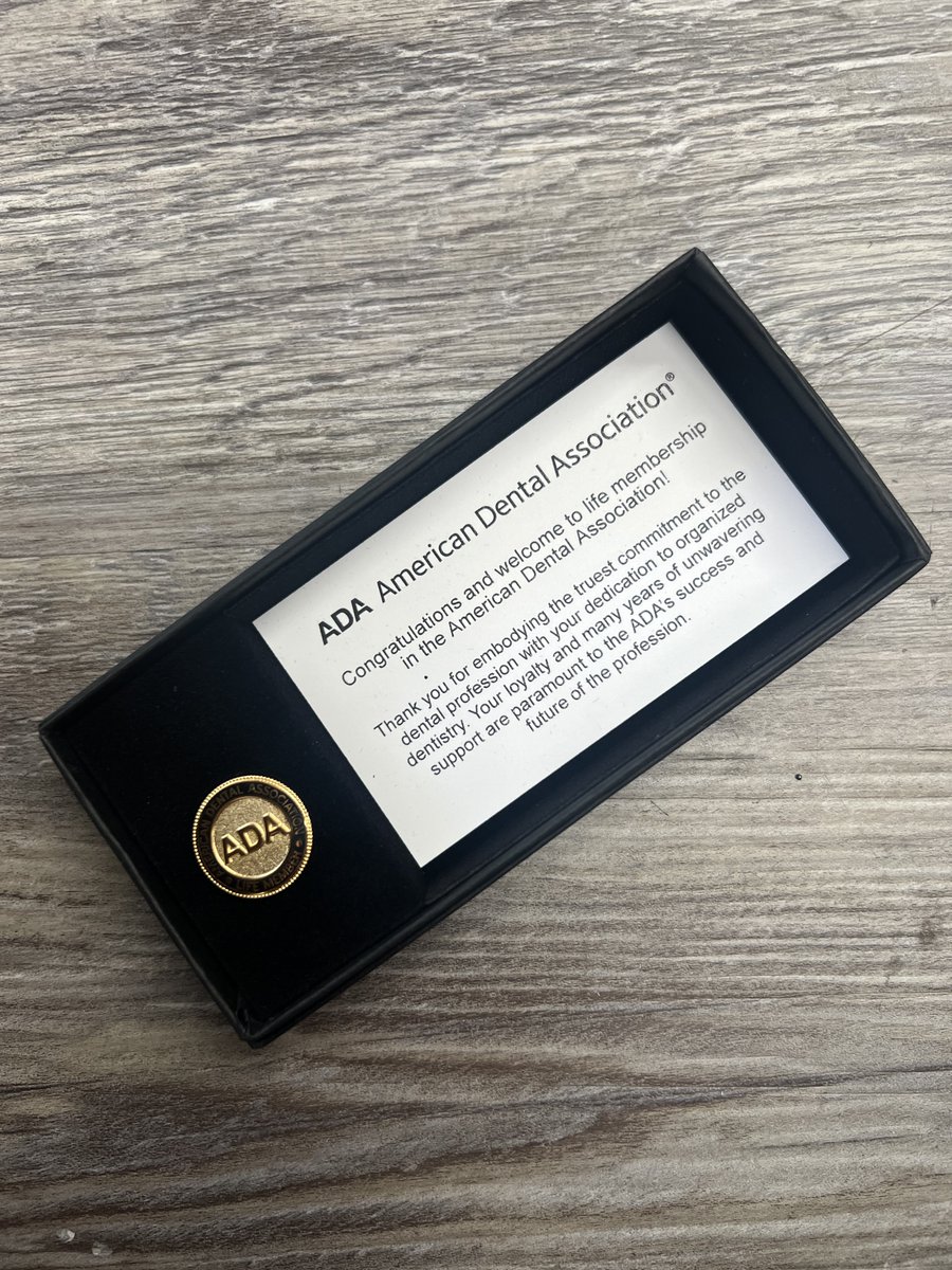 DentalArtsDrX's tweet photo. Congratulations Dr. Calilung on your Lifetime Membership ๐จ๐ปโโ๏ธ๐ฆท๐ชฅ
With over 30 consecutive years as an active standing Dentist in Irvine, Dr. Calilung is now eligible for a lifetime membership with the American Dental Association!
#lifetimemember #ADA #wisdomyears https://t.co/v8ebk4qZYa