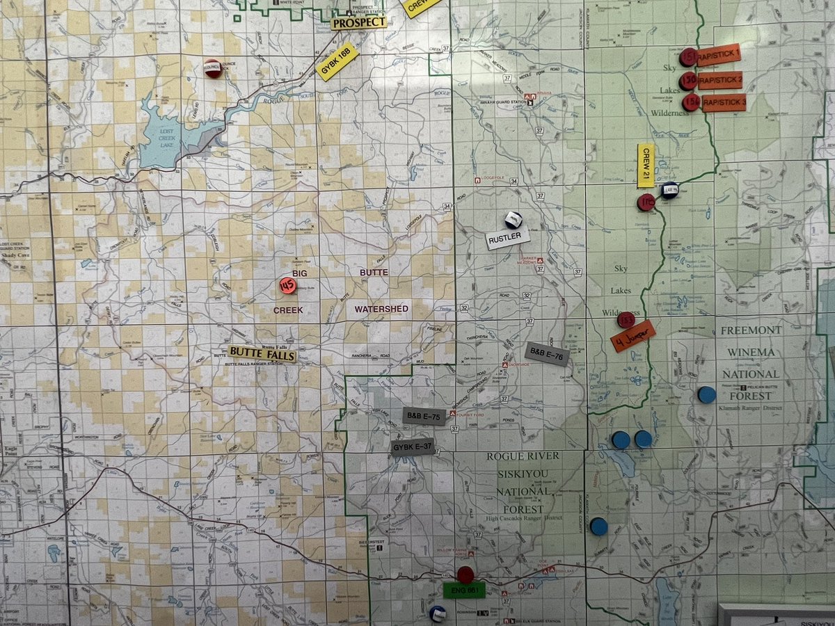 RRSNF's tweet photo. The #RRSNF has had report of 7 new lightning fires. Six fires are staffed and 1/10 of an acre or less. Two are contained Firefighters are walking in to a fire NW of Needle Rock. More info in the evening update. https://t.co/Uzj5t5u3F7