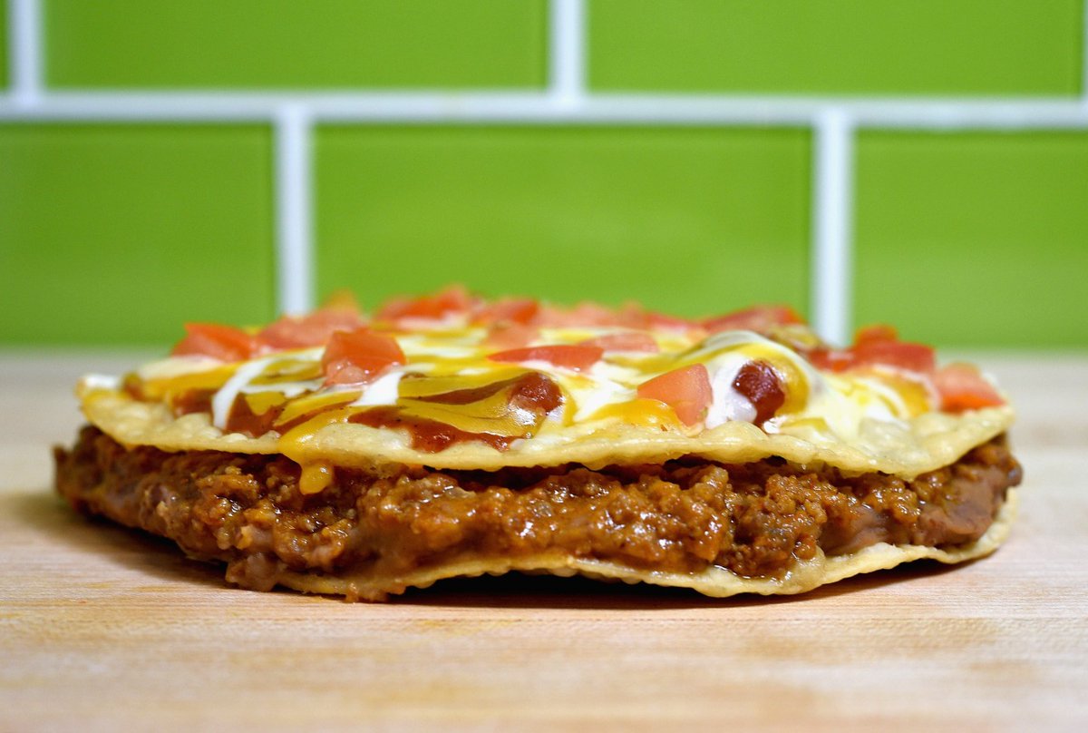 Taco Bell's Mexican Pizza returning for 2nd time trib.al/f10zRwp