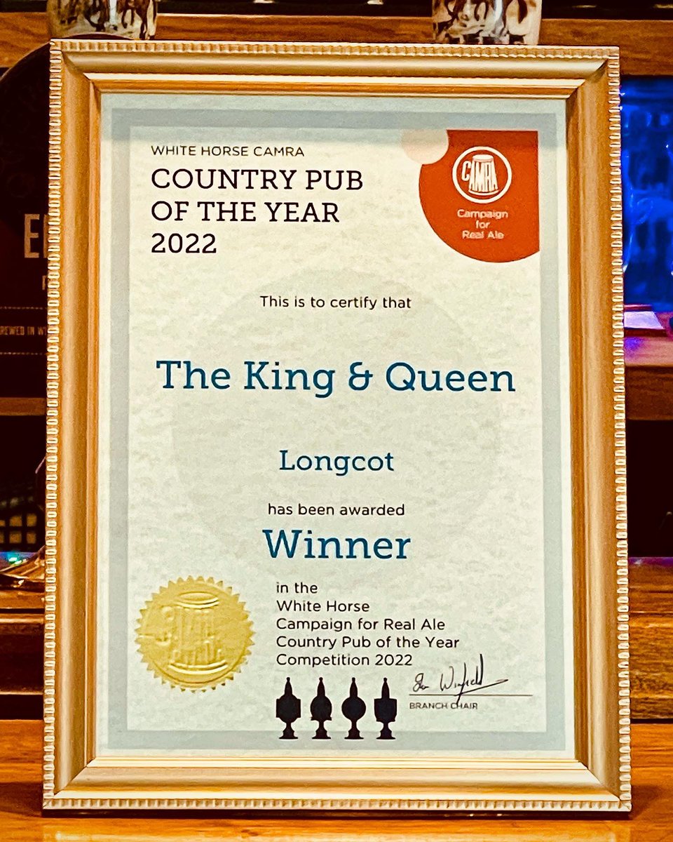Proudly displaying this on our bar. Thank you to <a href="/CAMRA_Official/">CAMRA</a> <a href="/CAMRAWhiteHorse/">CAMRA White Horse</a> for the recognition. All the K&amp;Q TeAm are truly touched and flattered 😊

#camra #ale #countrypub #longcot #oxfordshire #pub #supportsmallbusiness #quartzinnhotels <a href="/CampaignforPubs/">Campaign for Pubs</a> #GrINNAwards2022