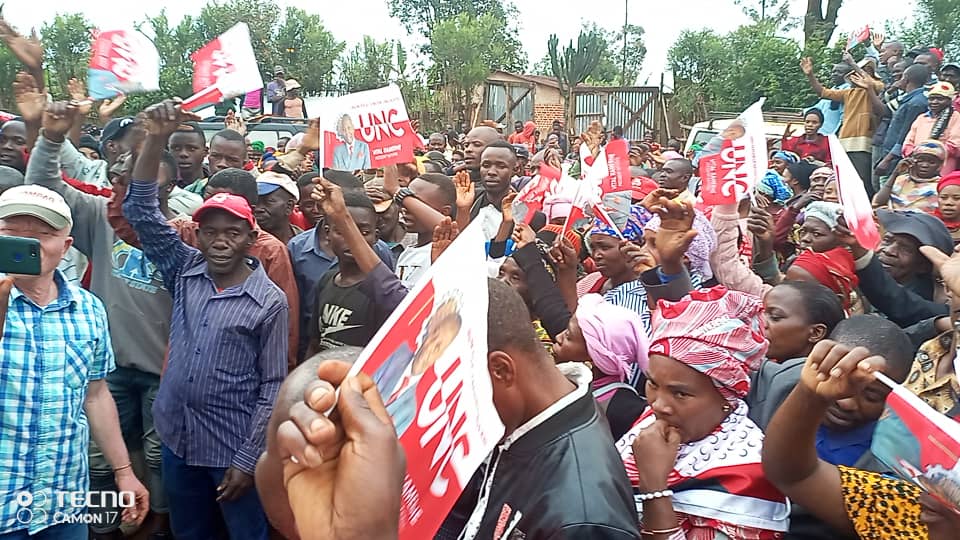 drjckisoni's tweet photo. ...faire ombrage à qlq parti, à l'intérieur du pays les kamerhistes poursuivent la conquête. Au sud kivu à #Burhinyi , à #karhedezi et à #Mushinga +sieurs personnes ont adhéré au Parti sur invitation de l'Hon SAFARI KWINANIKA accompagné de l'interfederal a.i Sud Kivu... (7/t) https://t.co/f8ZlZzenJr