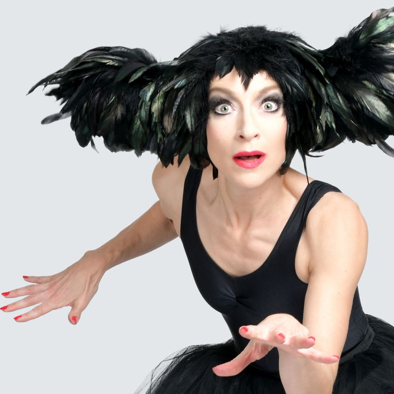 OnTheMicUK's tweet photo. Sarah-Louise Young talks to On the Mic #EdFringe .@slytheatremaker “a joyful, funny, moving and uplifting celebration of Kate Bush’s music all seen through the eyes of her devoted fans.” https://t.co/Ks3v4ItdMY https://t.co/nQH9viEYRL