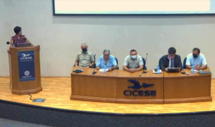 PCC_CICESE's tweet photo. 📣¡EXTRA! ¡EXTRA! 📣
Tenemos nueva Doctora en Ciencias, la Dra. Mariana Chan Ley ¡Felicidades! nos llena de orgullo celebrar tu meta cumplida 👏👏
#egresadospcc #deeplearning #brainprogramming #NeuralNetworks https://t.co/9UsijaoaPu