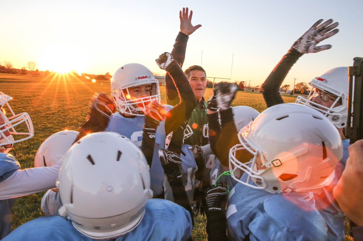 RSteelman4's tweet photo. From 2010- 2017 the #youthsports industry grew 55% and is worth an estimated total of $19B

With this growth, communities and government leaders are having the re-evaluate how to spend tax dollars when considering youth facilities 

Source: @SBJ https://t.co/1jooQYusFI