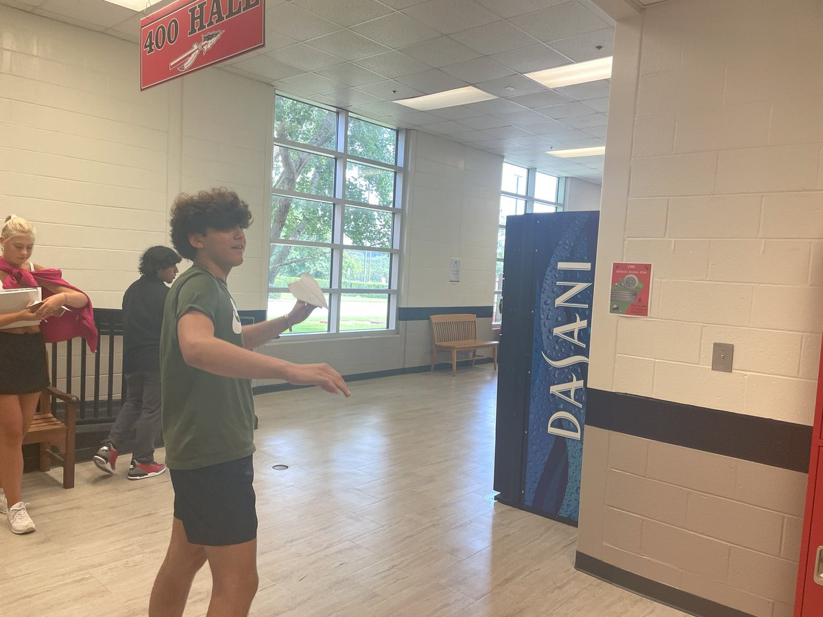 GustinEdVenture's tweet image. To actually learn something you need to be involved! Teachers don’t “cover” things we TEACH! These Ss are better when they are active learners. And I am a better teacher b/c of them! #AnswerQuestionsWithQuestions