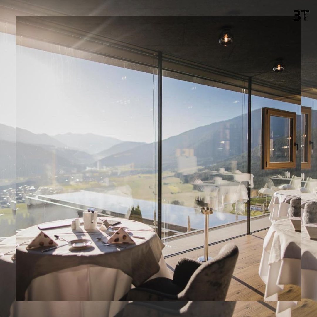 TimeTwoTravel_'s tweet image. Alpin Panorama Hôtel Hubertus, Italy ⛰

This incredible hotel is located in
northern Italy in Olang offers a panoramic view of
the Dolomites mountain range ✨

#3T #timetwotravel #travel #dolomites #luxurytravel #mountains #Italy #view #PANORAMA #hotel #hubertus