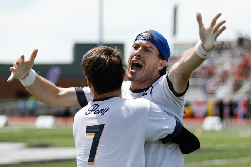WUCC 2022: PoNY Get Revenge on Ring in Gold Medal Match -&gt; ultiworld.com/2022/08/02/wuc… [Photo: <a href="/UltiPhotos/">UltiPhotos</a>]