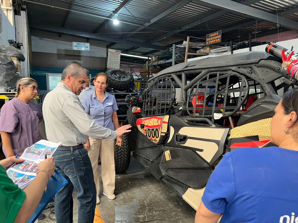 mrikelme's tweet photo. Afinando los últimos detalles de mi RZR, listo para la @_Coahuila1000 2022. Gracias a Hightech por rotular mi carrito. #Coahuila1000 🔥🏁 https://t.co/JRO2O7zvtJ