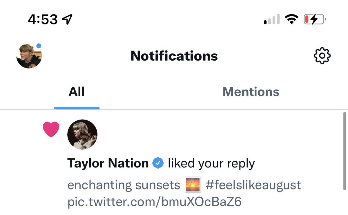 swiftlysarahh's tweet photo. GUYS!!!!! MY FIRST @taylornation13 NOTICE 😭😭😭😭 https://t.co/FsaOxqaWUc