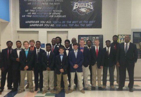 bunnlevelman's tweet photo. Looking for gently worn Blue Blazers for the premier accountability/empowerment program in the state! While all Blazers are created equal, they are not the same size. In need of size 20 (youth) thru 38 (adult). Thank you for your support..
#blazerlife #withinfluence https://t.co/QOMA1fibLm