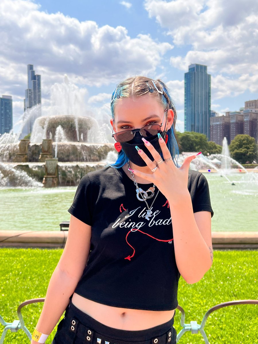 linds⁷ tweet media