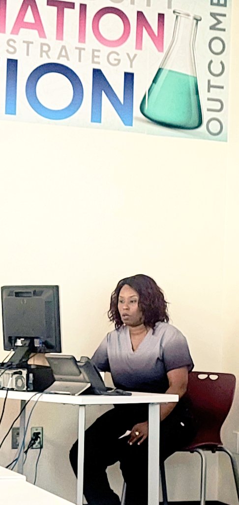 NurseLei2's tweet photo. The CHISD Health Services staff returned last Friday &amp; are training so that we can give our best service to CHISD. We are learning, growing and optimistic about the success of the 22-23 school year!!
@cedarhillisd 
@T_Graham14 https://t.co/7O0Y2vasvx