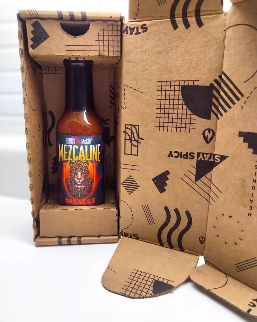 CarolineJBecker's tweet image. Mezcaline @burnsandmccoy #hotsauce #spicelords @seanseaevans #delivery 🌶️🐔 #picoftheday #Instahappy #love #hotsaucelove #favorite