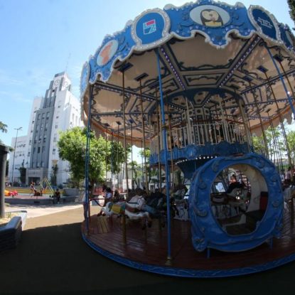 Nos gastamos en Febrero de este año $41.000.000 para la compra  de otro carrusel 
#cuidandolosrecursos