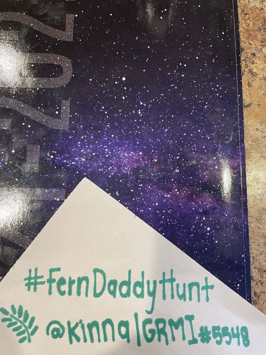 _KinnaB's tweet photo. While people are posting photos of the Galaxy phoneβ¦. This is what I was actually thinking of πβ¨π
The #FernFam is out of this world π
#FernDaddyHunt @GRMI_Studios #FernDaddy https://t.co/j1JaghkG6b