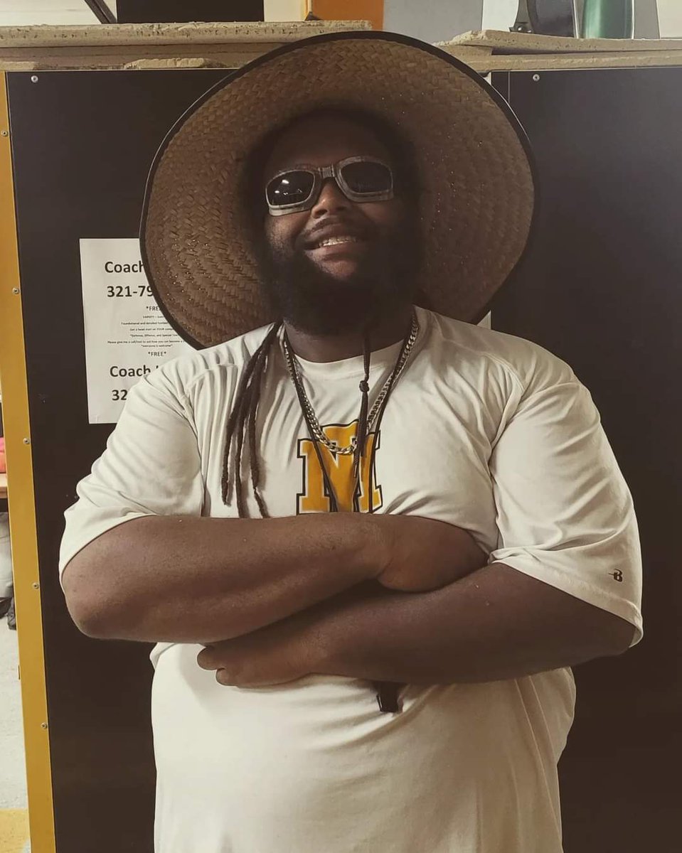 Coach Shaq Thomas tweet media