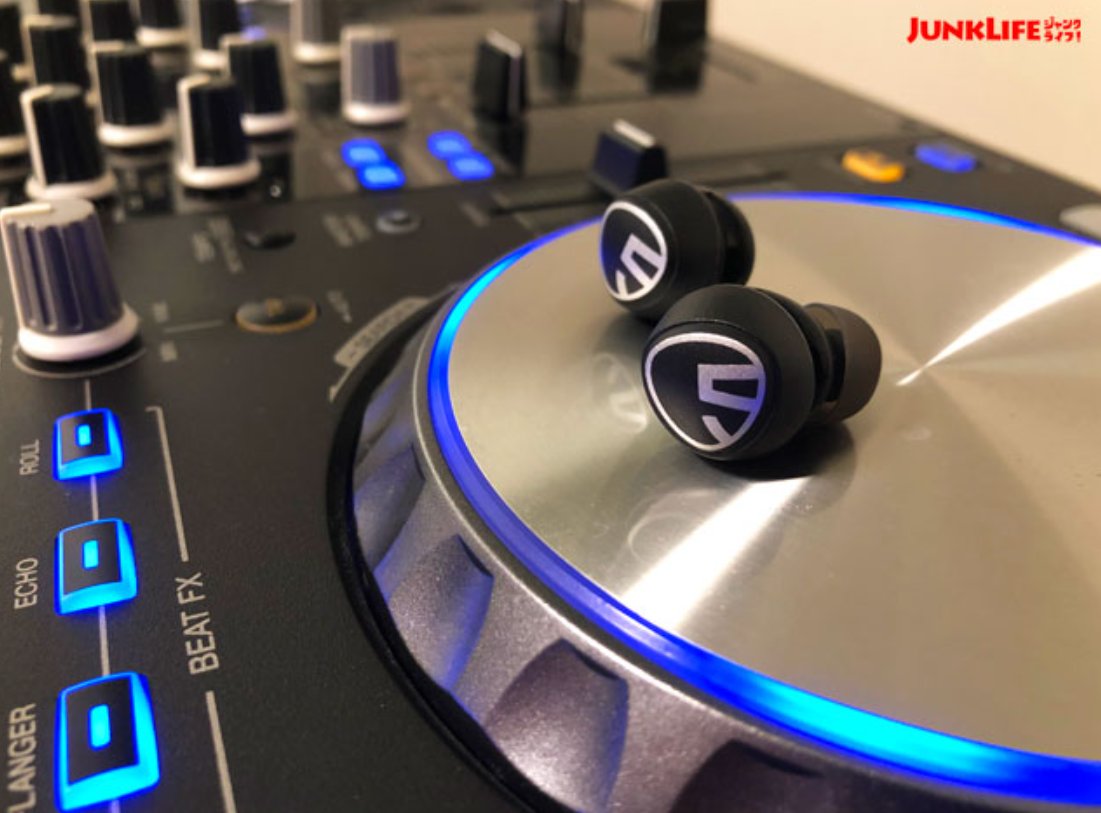 SOUNDPEATS_JP's tweet image. 「ゲームでの音の立体感は素晴らしいし、距離感や方向も十分わかりました。また、長時間つけていても疲れないし5時間以上でも連続再生が十分できる」🎮

詳しくは🔽(by @junk_enemy )
junkenemy.com/soundpeats-min…
「今年一番の当たりワイヤレスイヤホンだった」🔥amazon.co.jp/dp/B09WDF5N8P

#MiniPro