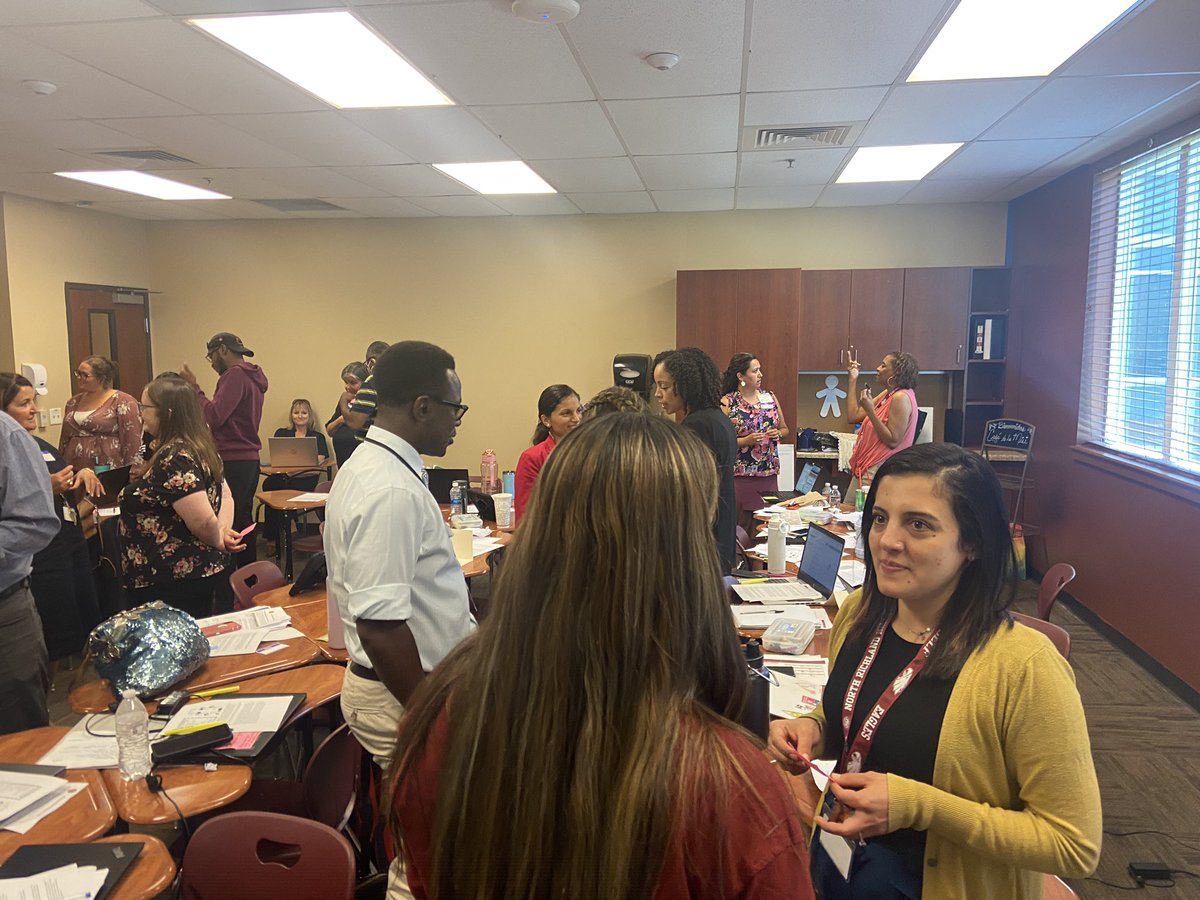 JennyVo15's tweet photo. Great day in Fort Worth presenting to DFW area MS and HS @ILTexasSchools math teachers on implementing structured conversations with their students. #mathtalks #structuredconversations #talkmoves https://t.co/9ffxAWVAFG