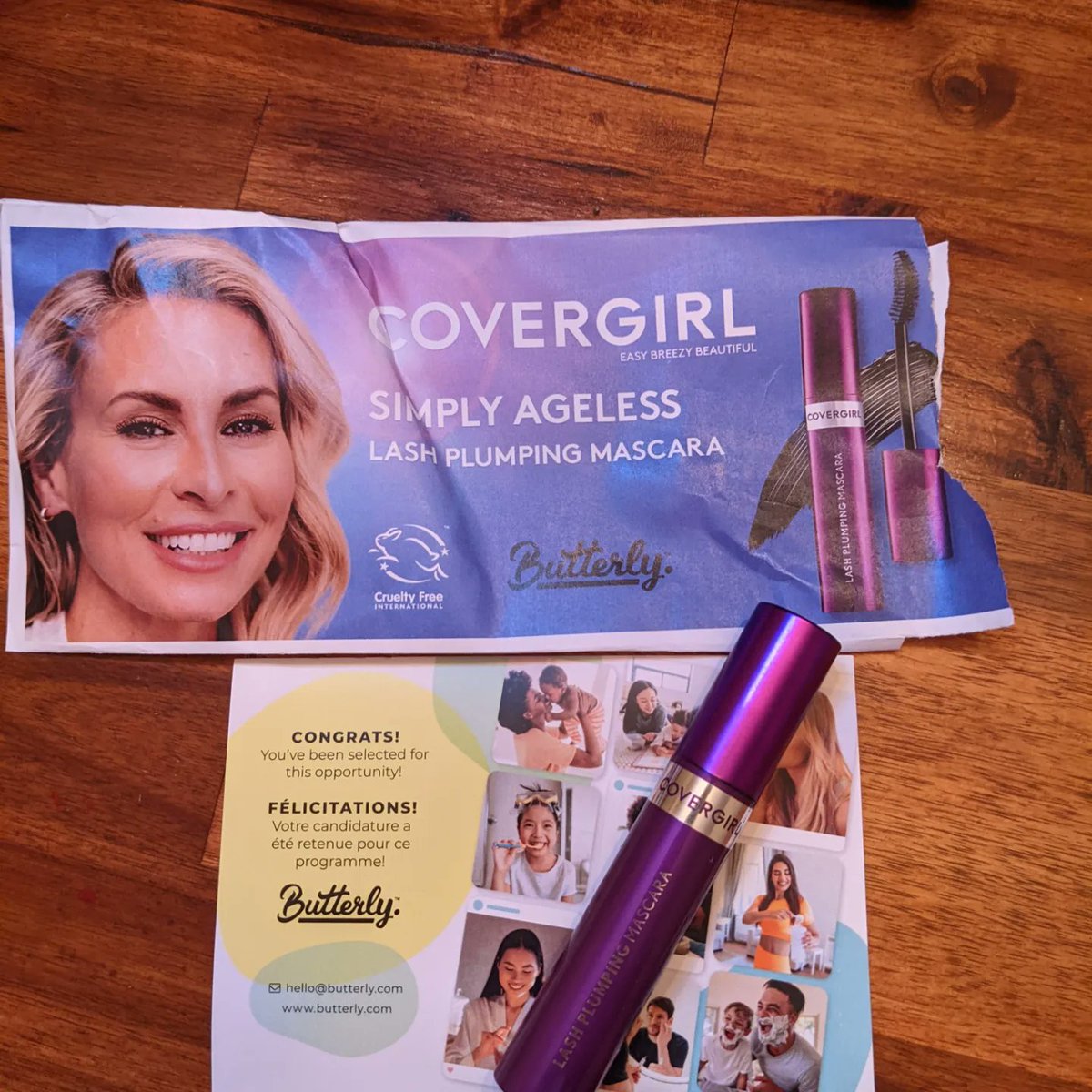 locknessi13's tweet photo. Received this Simply Ageless Lash Plumping Mascara from @Covergirl @Butterly @Chickadvisor for free to try! I love the wand,it's clump-free and makes my lashes look longer. Thanks for letting me try it free!
#Butterly #COVERGIRL #chickadvisor #simplyageless #crueltyfree https://t.co/x1So5xer3o