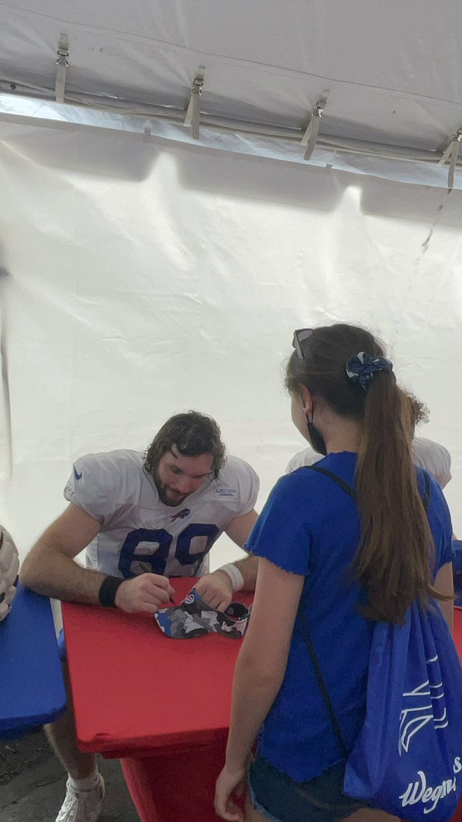 Heather Cole tweet media