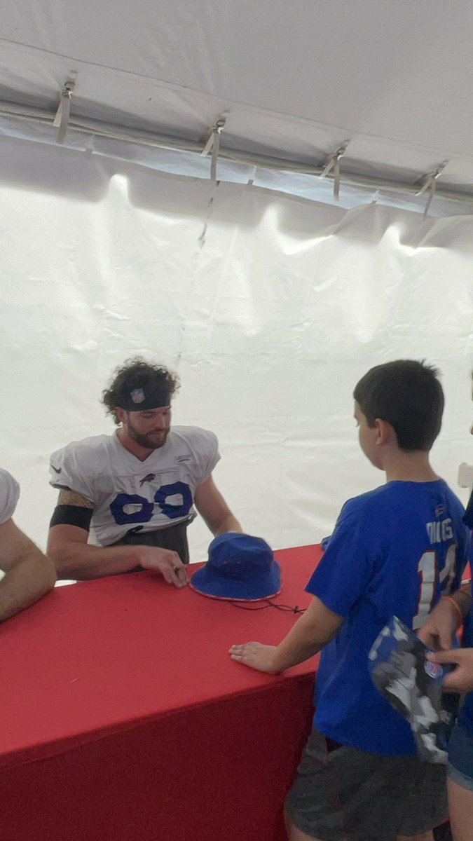 Heather Cole tweet media