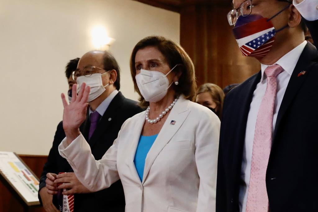 New York Post on Twitter "Pelosi arrives at Taiwanese parliament
