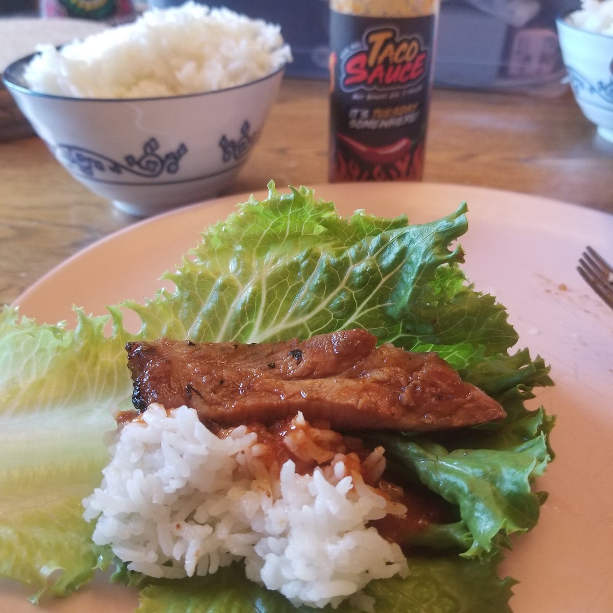 ChrisTheITGuy's tweet photo. You know what it is! It's @M1st3rT4c0 Tuesday! Korean inspired tacos with the Taco sauce of champions! https://t.co/B8CrKCuGYu