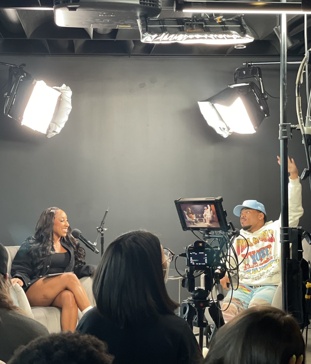 michelleeestar's tweet photo. “Independence is about liberation.” - @chancetherapper 

#selectconversations 
@unitedmasters 
@PulseofCulture https://t.co/MyJ6gwDFOE