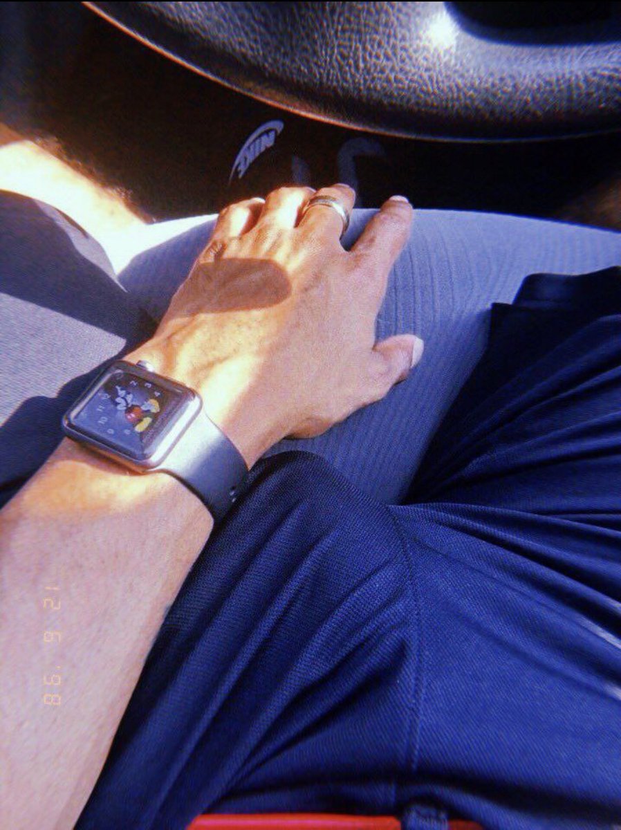 Stivenrivas09's tweet photo. Les gustaría una vuelta conmigo? 😈 https://t.co/Ri8NtR5dAo