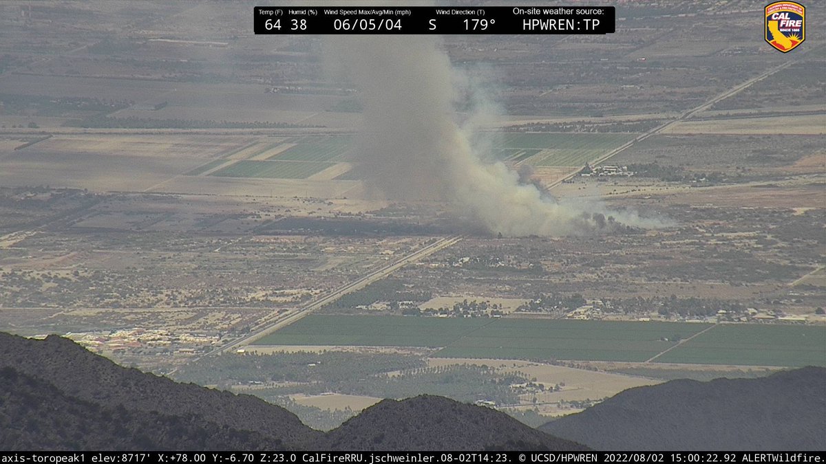 barkflight's tweet image. Yet another mulch/brush fire in the Thermal area of Riverside County. Cal Fire says it's four acres. 

#66Fire
