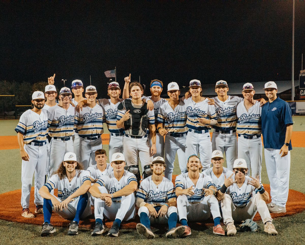 THE BOYS OF SUMMER ⚡️Your 2022 TCL Division Champions! #NOT #DONE #YET