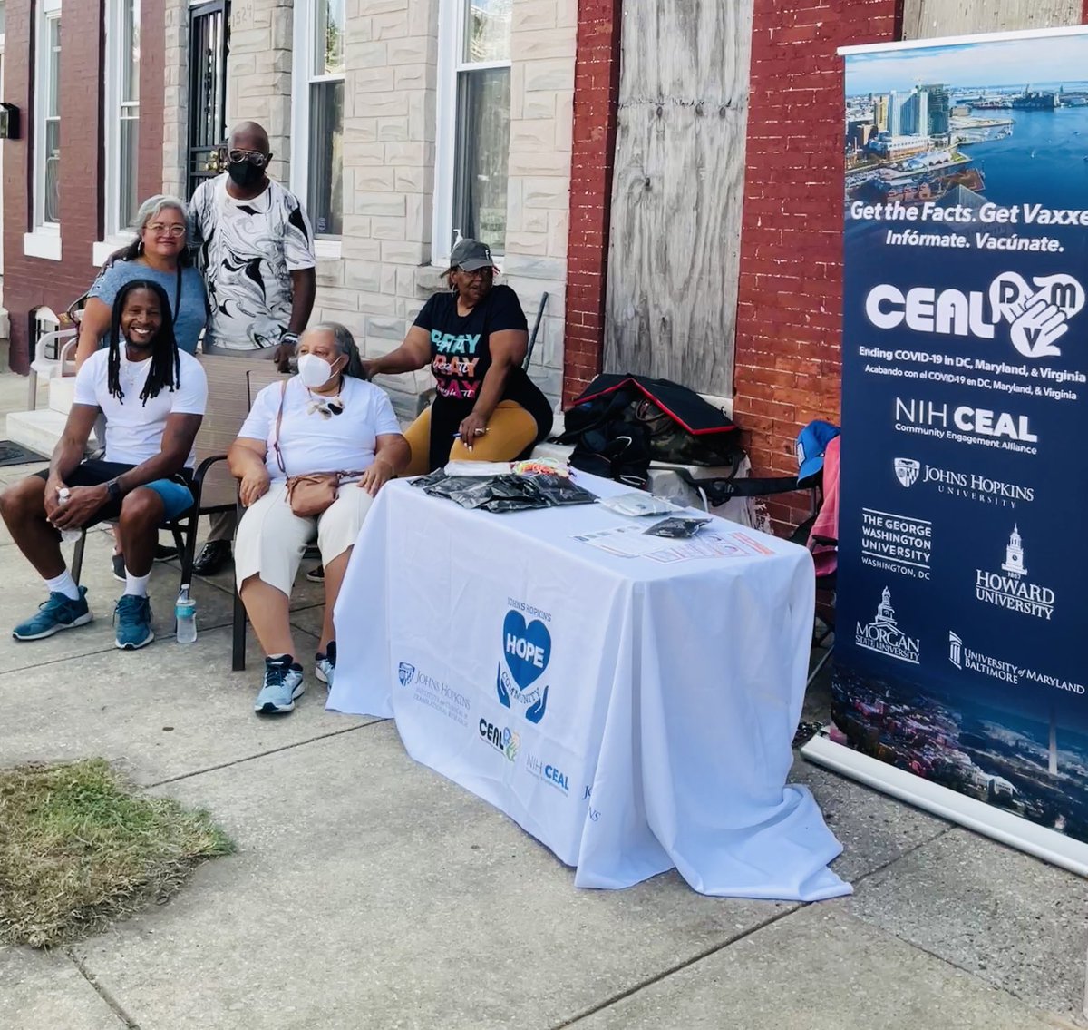 ictrjhu's tweet photo. Tonight, our #CEAL_DMV team is hanging out with our neighbors in historic East #Baltimore for #NationalNightOut. Shout out to Ms. Janice & Mr. Winston for hosting for the neighborhood & Ms. Barbara, Mr. Tim & Mr. Donald for engaging the neighbors. #CCCTeam https://t.co/qe7hh2tLC6