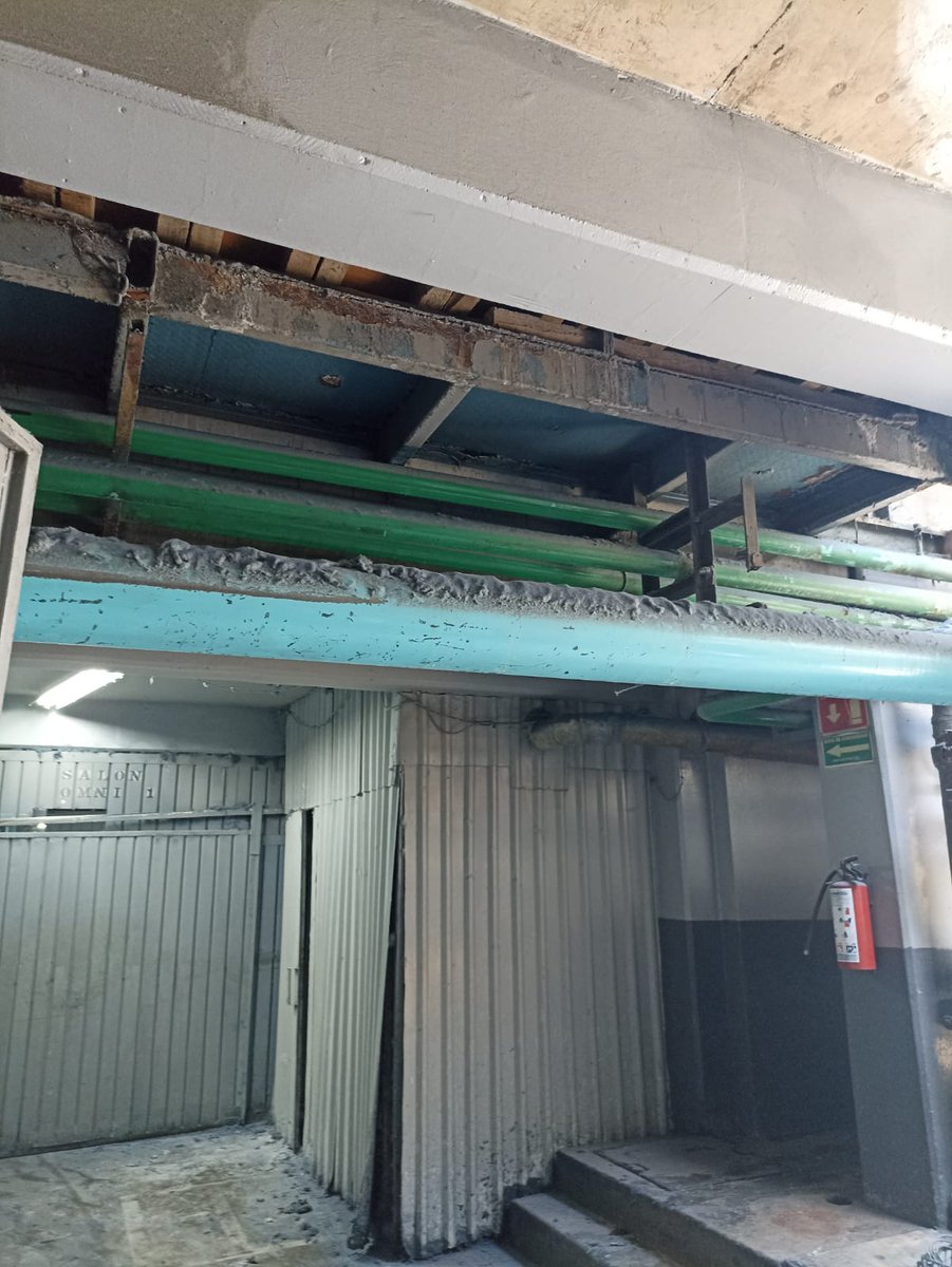 MTechumbres's tweet photo. Realizamos limpieza y aspirado de estructuras en alturas, es recomendable tener un mantenimiento preventivo en estructuras metálicas, techumbres y canaletas
Cotiza al: 5549897788
#estructuras #techumbres #canaletas #mantenimientodetechumbres #altura #mantenimiento #CDMX #Acolman https://t.co/SPvqq6H0Cf