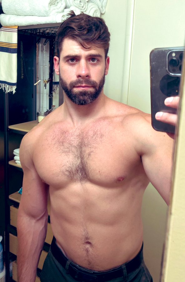 FZMFJLBUsAAUPnC?format=jpg&name=900x900