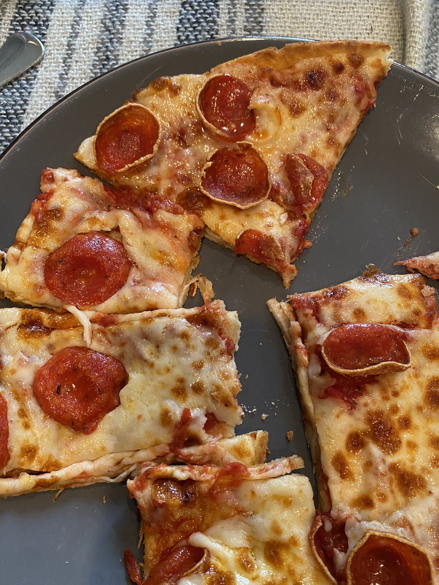 jesse james (@jessejamesonair) on Twitter photo Wow <a href="/littlecaesars/">Little Caesars Pizza</a>! How incredibly disappointing. What you see> what you get. Stay away. Wow <a href="/littlecaesars/">Little Caesars Pizza</a>! How incredibly disappointing. What you see> what you get. Stay away.