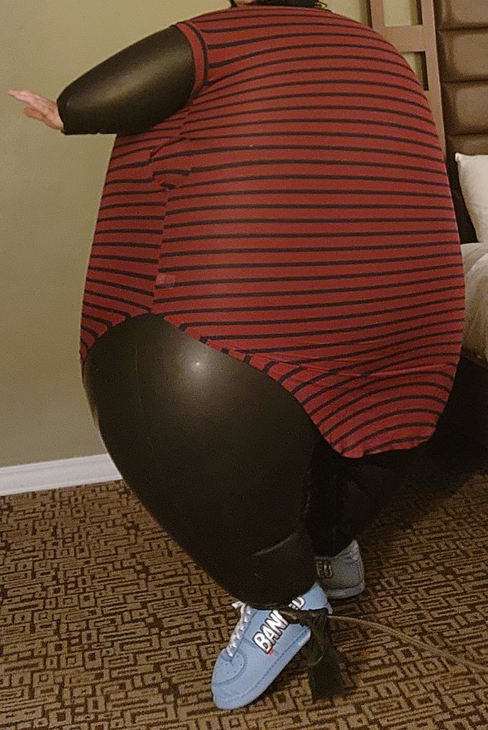 SlipPuffHers tweet media