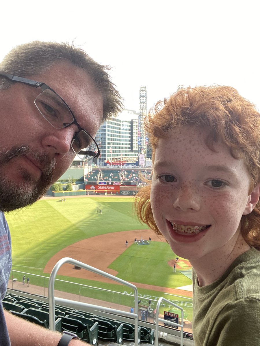 TheRobertGeorge's tweet photo. Between camps, International Assemblies and life, me and Eli haven’t had a boys night all summer. So we decided to go to a Braves game to make up for it. https://t.co/qn6LnxrePI